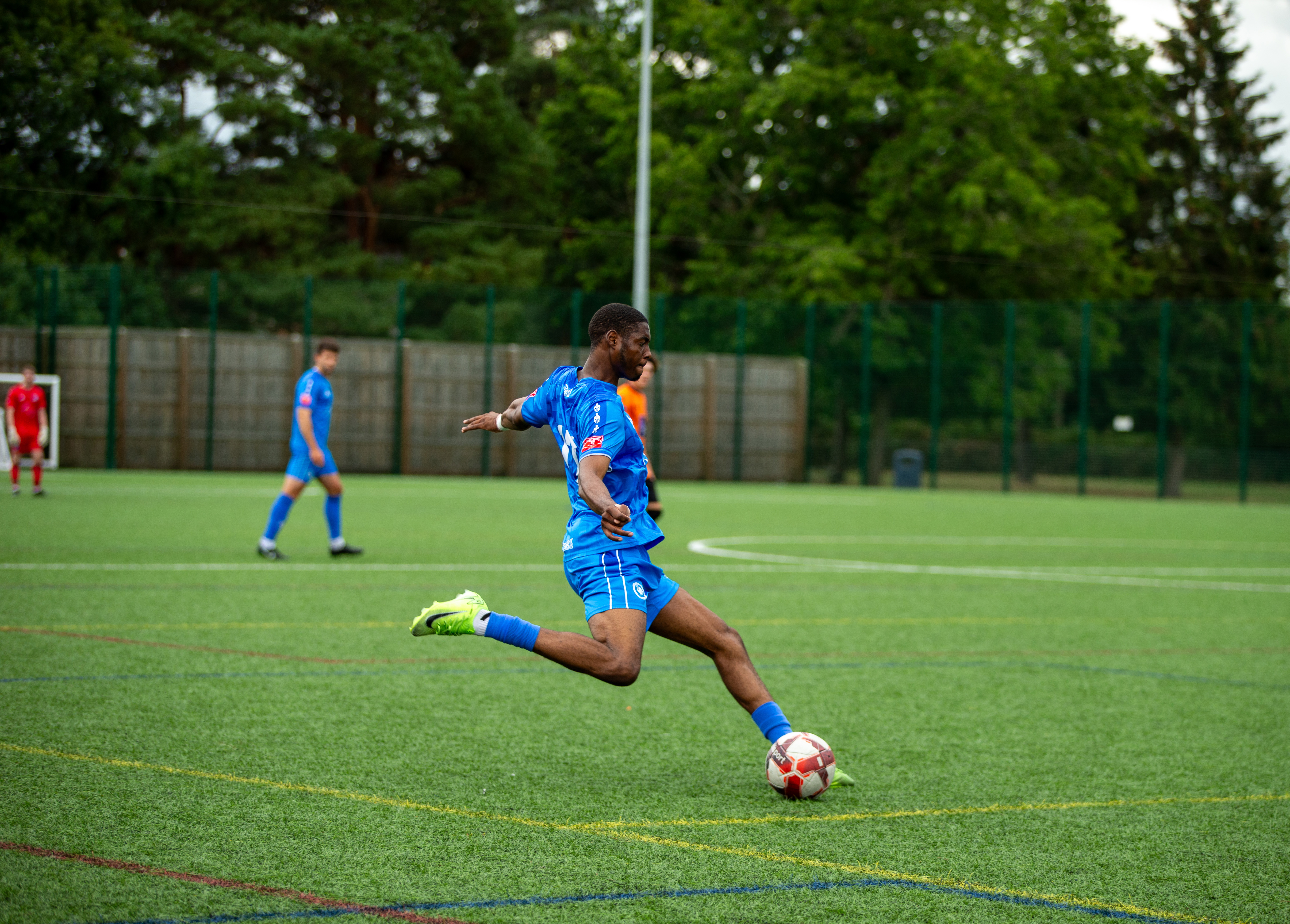 Wokingham FC vs Marlow FC — photo 16