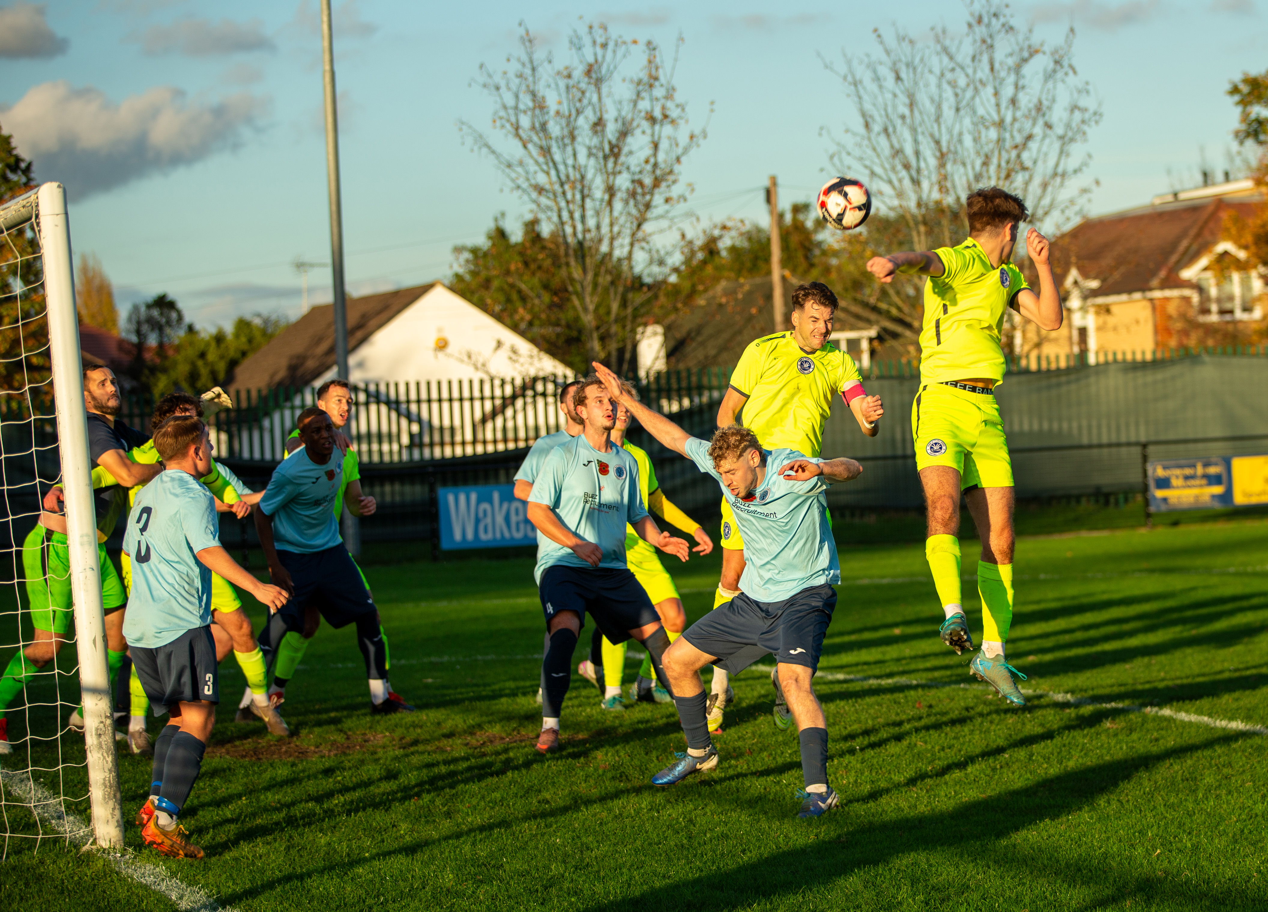 Spelthorne Sports vs Penn & Tylers — photo 17