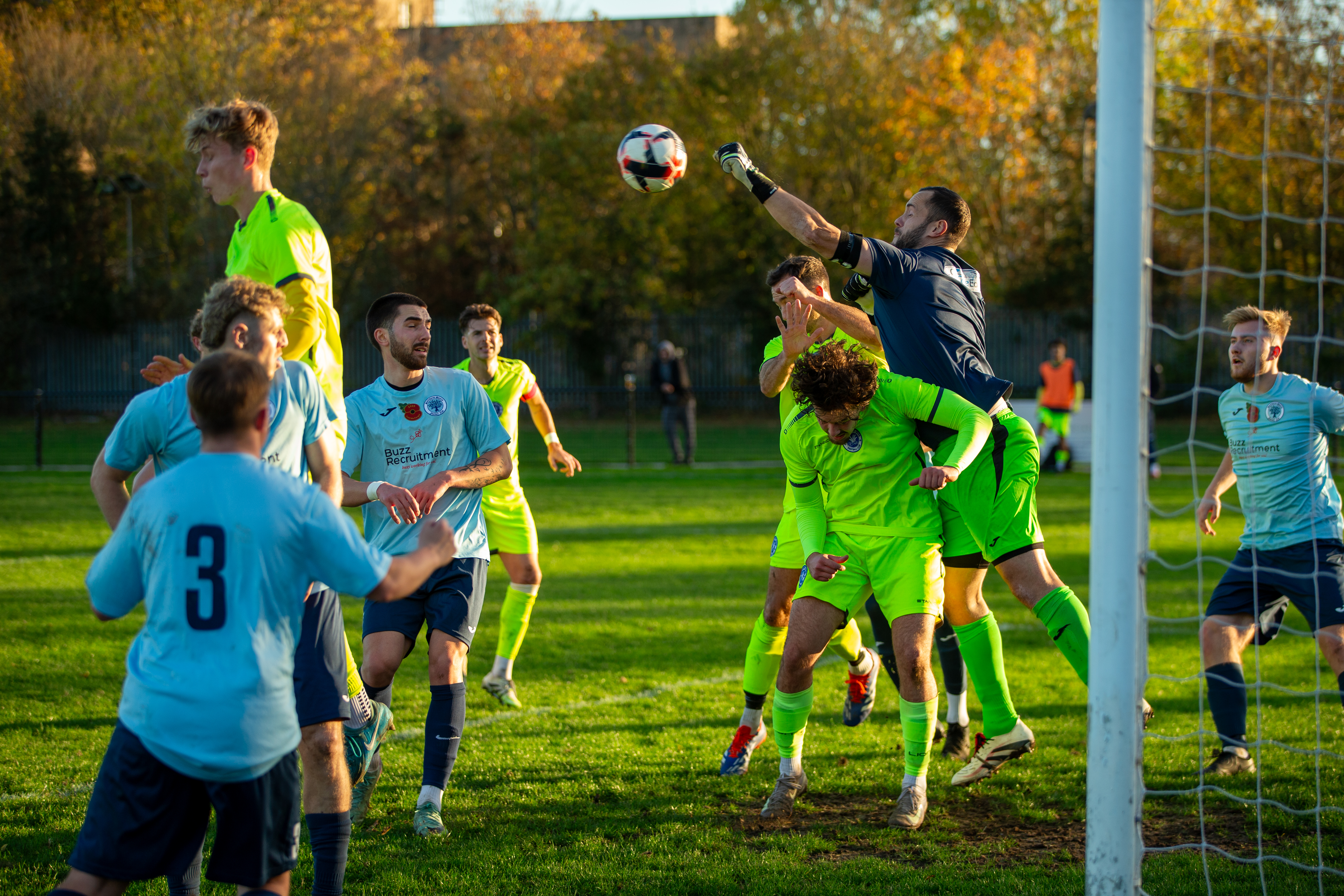 Spelthorne Sports vs Penn & Tylers — photo 20